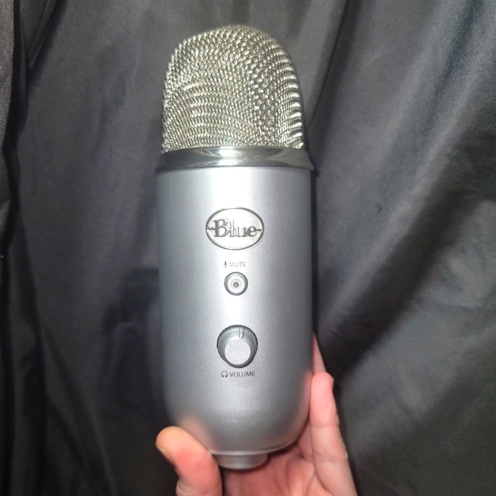 Blue Yeti USB Microphone